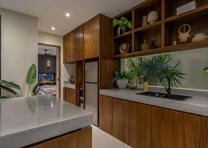 Kusa - 3br With Rooftop, Bbq & Sunset Views 别墅