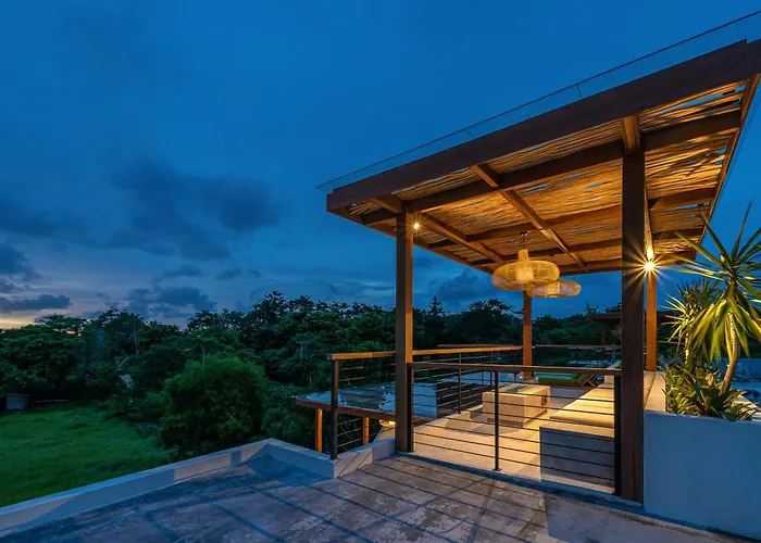 Kusa - 3br With Rooftop, Bbq & Sunset Views *