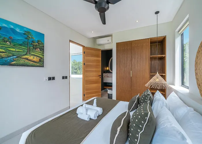 Kusa - 3br With Rooftop, Bbq & Sunset Views 别墅