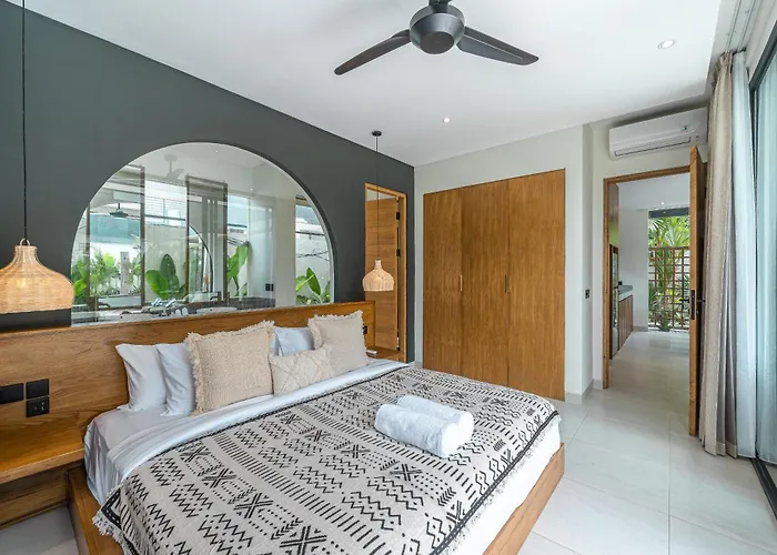 Kusa - 3br With Rooftop, Bbq & Sunset Views 别墅